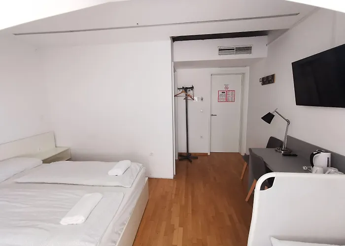 Sincere 1830 Lubiana