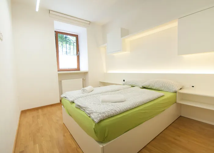 Sincere 1830 Lubiana